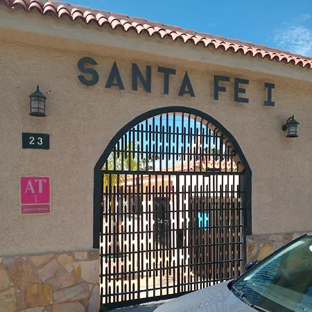 Santa Ferias Nyaraló *