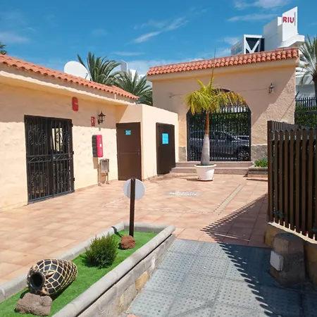 Santa Ferias بلايا ديل إنغلز